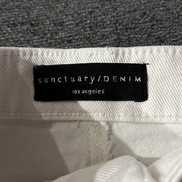 SANCTUARY Sidewalk Distressed Fringe Hem Rigid Denim Shorts - Picture 7 of 9